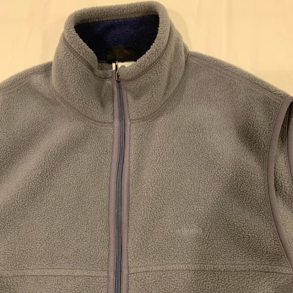 Men’s Patagonia Vest - Picture 3 of 4